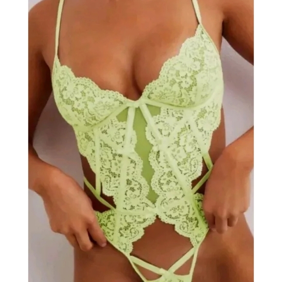 New!For Love and Lemons Creamsicle Lace Teddy underwire Bodysuit - Picture 3 of 12